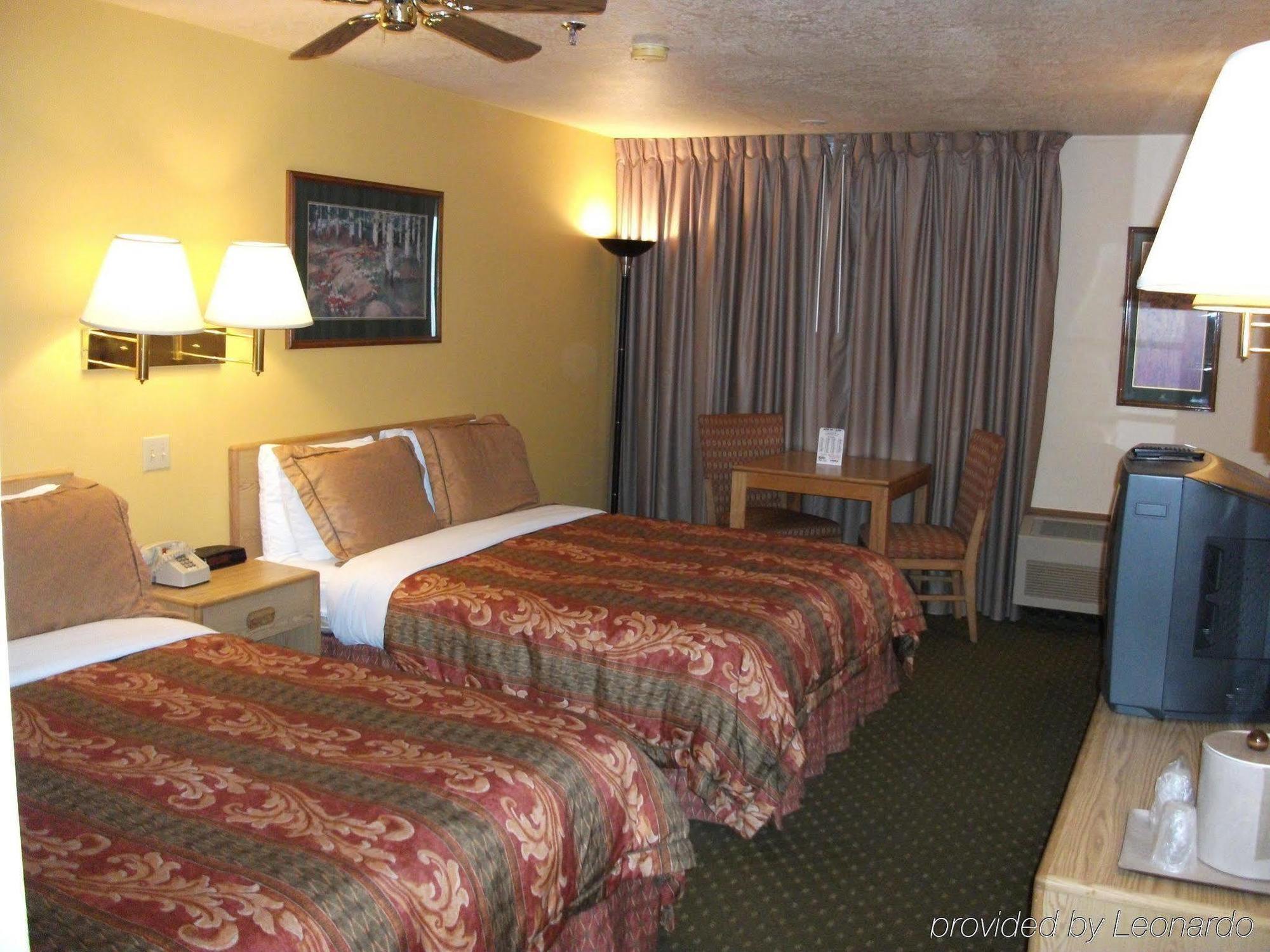 Alpine Inn & Suites Gunnison Room photo