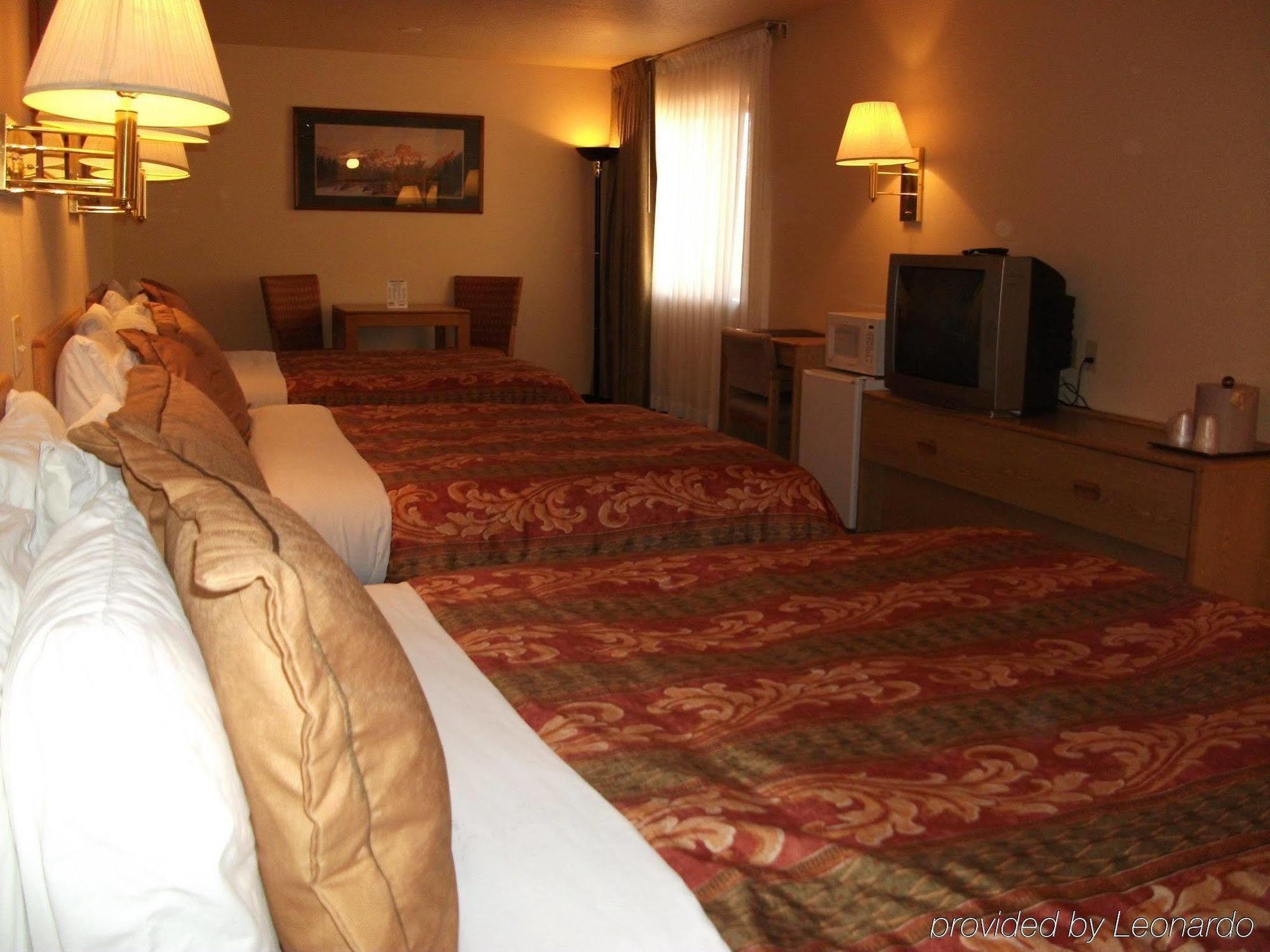 Alpine Inn & Suites Gunnison Room photo